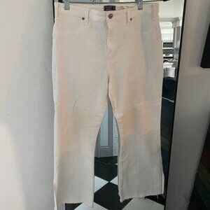 Abercrombie & Fitch Simone High Rise Ankle Flare, White, raw hem, size 31